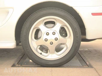 1994 Ford Mustang SVT Cobra Coupe - miniatura 12
