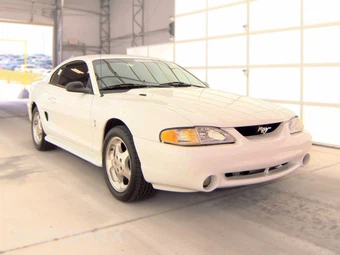 1994 Ford Mustang SVT Cobra Coupe - miniatura 4
