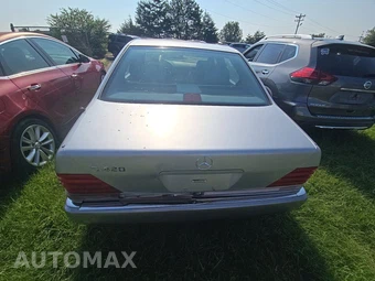 1994 Mercedes-Benz S 420 Sedan – miniatura 5