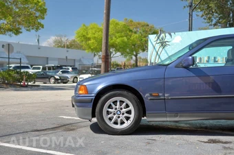 1995 BMW 3 Series Hatchback 318ti - miniatura 5