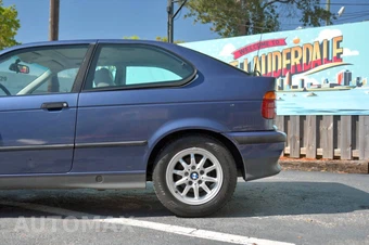 1995 BMW 3 Series Hatchback 318ti - miniatura 9