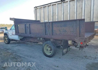 1995 Chevrolet C3500 HD Cab Chassis Regular Cab 15K GVWR DRW - miniatura 2