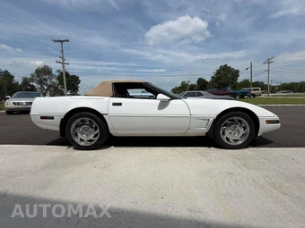 1995 Chevrolet Corvette Convertible - miniatura 17
