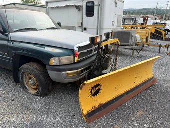 1995 Dodge Ram 1500 Base Regular Cab - miniatura 2