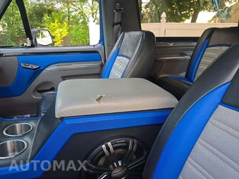 1995 Ford Bronco XLT - miniatura 18