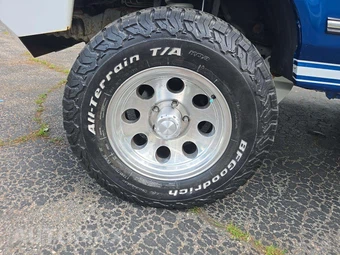 1995 Ford Bronco XLT - miniatura 22