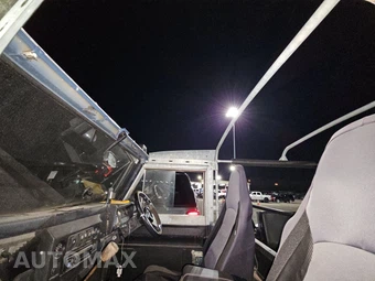 1995 Land Rover Defender 110 Base – miniatura 14