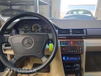 1995 Mercedes-Benz E 320 Convertible - miniatura 10