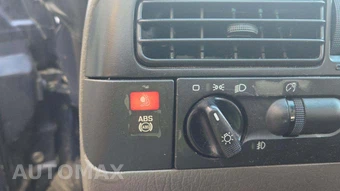 1995 Volkswagen Cabrio Base - miniatura 23