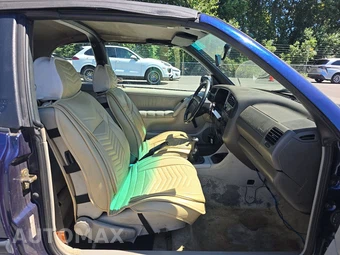 1995 Volkswagen Cabrio Base - miniatura 8