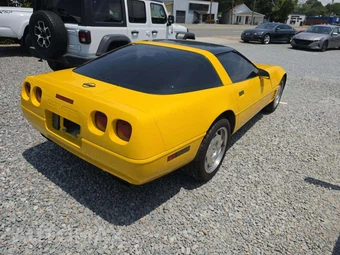 1996 Chevrolet Corvette Coupe – miniatura 3