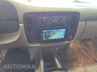 1996 Chevrolet Impala SS - miniatura 10