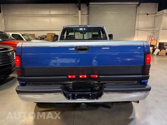1996 Dodge Ram 3500 Base Extended Cab Long Bed DRW - miniatura 18