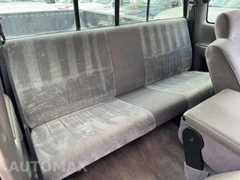 1996 Dodge Ram 3500 Base Extended Cab Long Bed DRW - miniatura 29