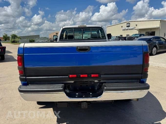 1996 Dodge Ram 3500 Base Extended Cab Long Bed DRW - miniatura 34