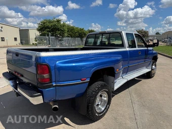 1996 Dodge Ram 3500 Base Extended Cab Long Bed DRW - miniatura 37