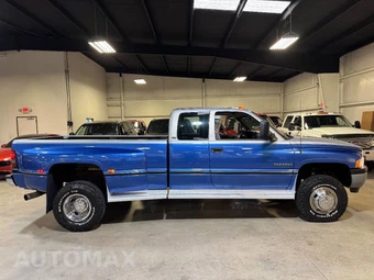 1996 Dodge Ram 3500 Base Extended Cab Long Bed DRW - miniatura 6