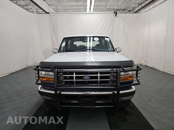 1996 Ford Bronco XLT - miniatura 2
