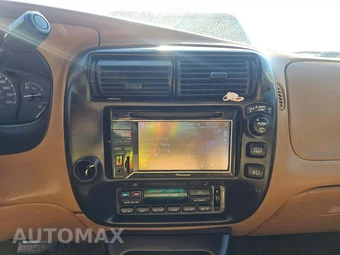 1996 Ford Explorer Limited – miniatura 10