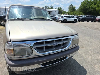 1996 Ford Explorer XLT – miniatura 2