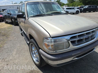 1996 Ford Explorer XLT – miniatura 3