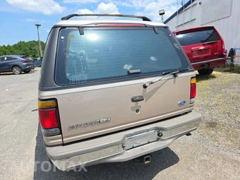 1996 Ford Explorer XLT – miniatura 5