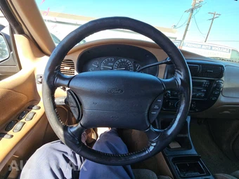 1996 Ford Explorer XLT – miniatura 10