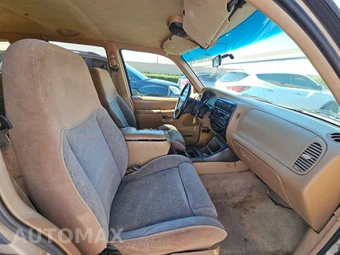 1996 Ford Explorer XLT – miniatura 8