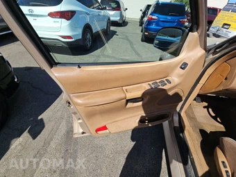 1996 Ford Explorer XLT – miniatura 9