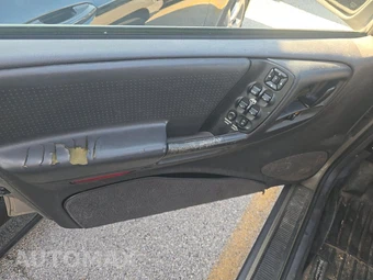 1996 Jeep Grand Cherokee Laredo - miniatura 9