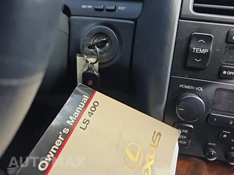 1996 Lexus LS 400 – miniatura 22