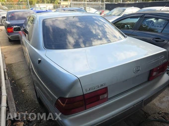 1996 Lexus LS 400 – miniatura 6