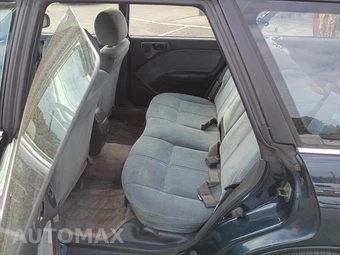 1996 Subaru Legacy L – miniatura 17