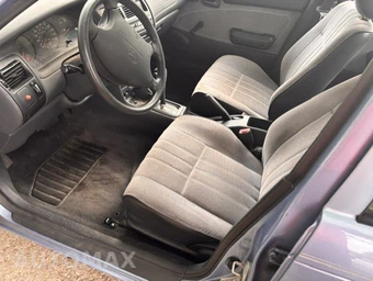 1996 Toyota Corolla Sedan - miniatura 6