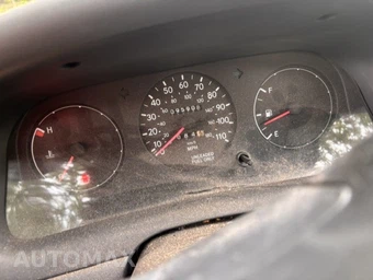 1996 Toyota Corolla Sedan - miniatura 7