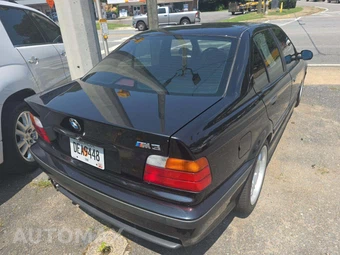 1997 BMW M3 Sedan – miniatura 3