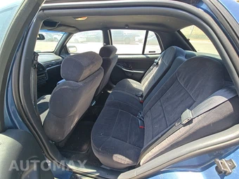 1997 Buick Skylark Custom Sedan – miniatura 13