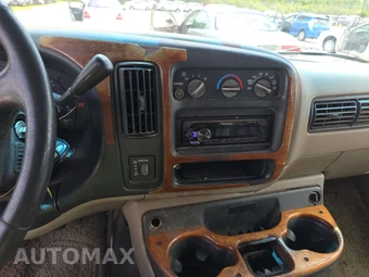 1997 Chevrolet G1500 Upfitter Van 135.0" WB - miniatura 11