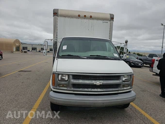 1997 Chevrolet G3500 Cutaway 1SA 11K GVWR DRW 159.0" WB - miniatura 2