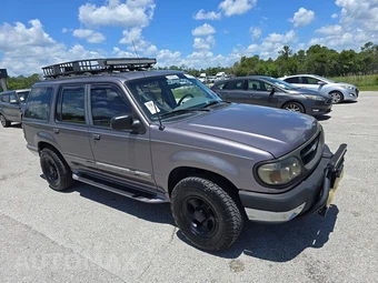 1997 Ford Explorer XLT - miniatura 4