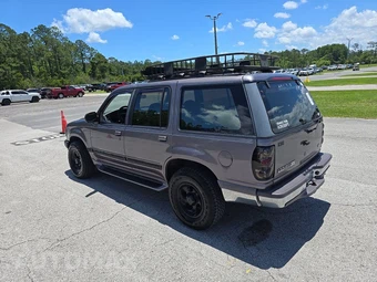 1997 Ford Explorer XLT - miniatura 6