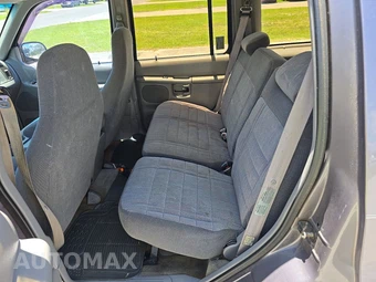 1997 Ford Explorer XLT - miniatura 9