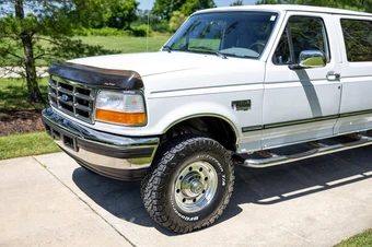 1997 Ford F-350 Crew Cab Long Bed - miniatura 6
