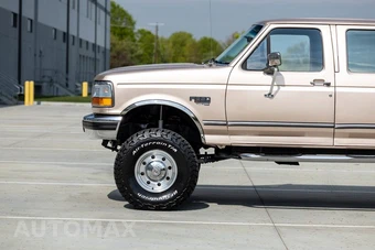1997 Ford F-350 Crew Cab Long Bed - miniatura 17