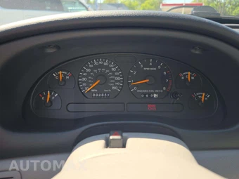 1997 Ford Mustang GT Coupe - miniatura 9