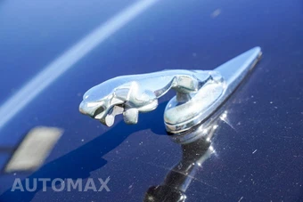 1997 Jaguar XK8 Convertible – miniatura 44