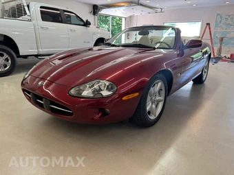 1997 Jaguar XK8 Convertible — samochód z USA z aukcji Manheim, oferta Kup Teraz w AUTOMAX