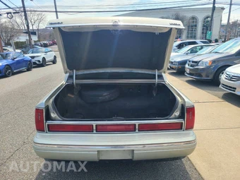 1997 Lincoln Town Car Executive - miniatura 17