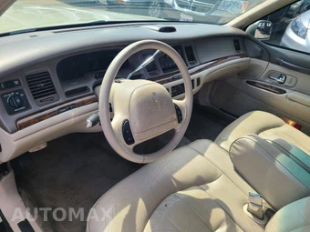 1997 Lincoln Town Car Executive - miniatura 23