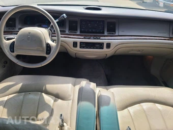 1997 Lincoln Town Car Executive - miniatura 26